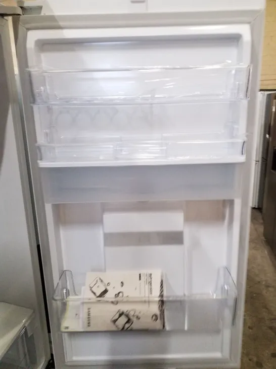 SAMSUNG FROST FREE CLASSIC FRIDGE FREEZER WHITE - UNPROCESSED RAW RETURN