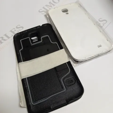 SAMSUNG S4 BACK COVERS WHITE/BLACK APPROX. 10 