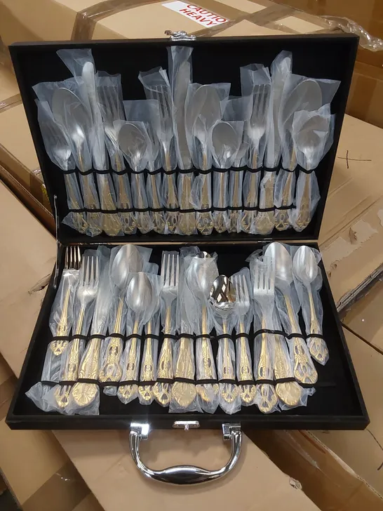 BOXED MERCER41 SUSANNAH 30 PIECE STAINLESS STEEL CUTLERY SET