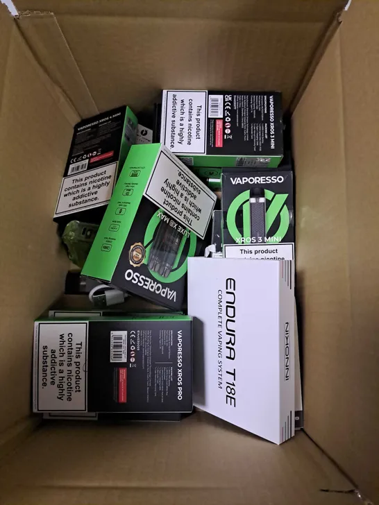 APPROXIMATELY 20 VAPES & E-CIGARETTES TO INCLUDE VAPORESSO XROS PRO, INNOKIN ENDURA T18E VAPING SYSTEM, VOOPOO DRAG M100S ETC