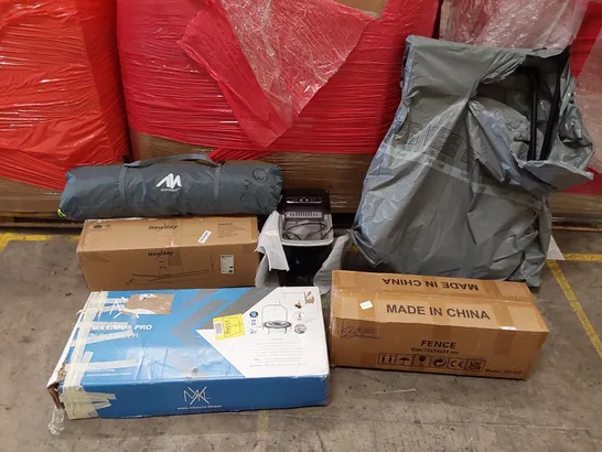 PALLET OF ASSORTED ITEMS INCLUDING: SMALL TRAMPOLINE, ICE MAKER, CEILING FAN LIGHT, AYAMAYA TENT, FENCE