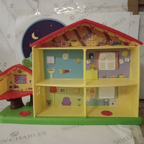 PEPPA PIG DOLL HOUSE