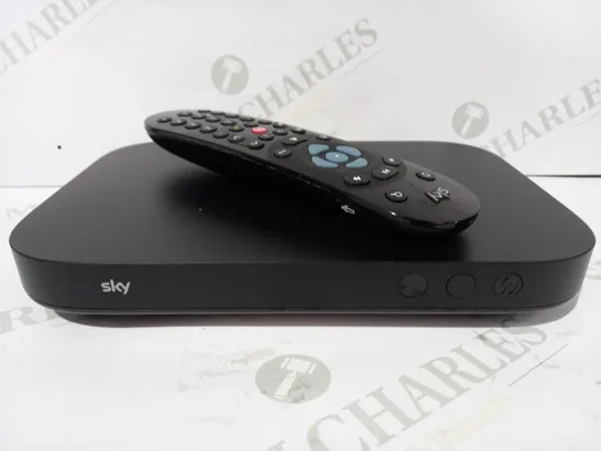 SKY Q BLACK SET TOP BOX WITH REMOTE