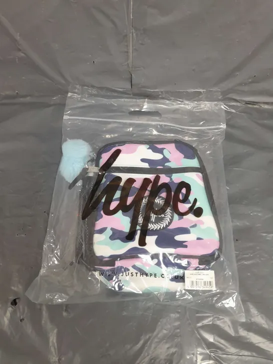 HYPE EVIE CAMO LUNCH BOX