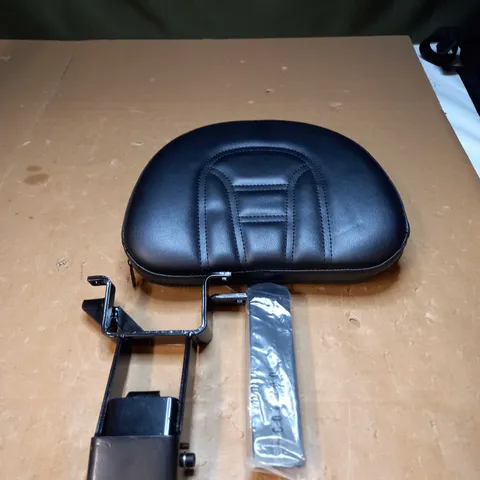 BARBER HEADREST 