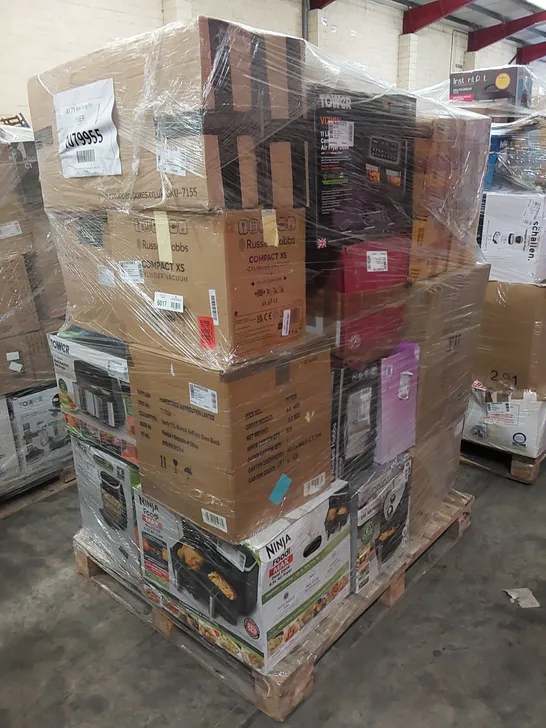 PALLET OF APPROXIMATELY 23 UNPROCESSED RAW RETURN HOUSEHOLD AND ELECTRICAL GOODS TO INCLUDE;