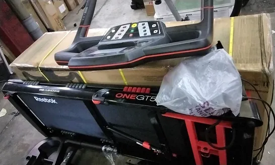 REEBOK ONE GT50 TREADMILL