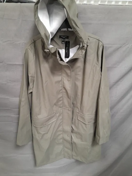 NEW LOOK ROBIN RAIN ANORAK IN GREEN - UK 18