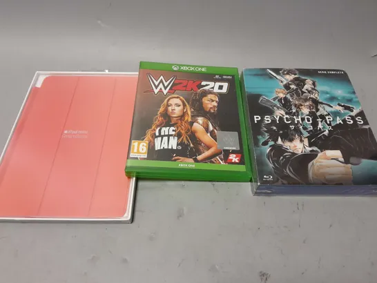 APPROXIMATELY 15 ASSORTED ELECTRICAL ITEMS TO INCLUDE WWE 2K20 (XBOX ONE), PSYCHO-PASS BLU-RAY, IPAD MINI SMART COVER, ETC