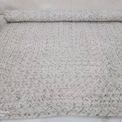 BRAND NEW NULOOM 3'X5' IVORY RUG