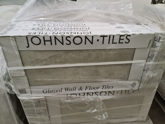 PALLET OF APPROXIMATELY 40 BRAND NEW CARTONS OF 5 BRAND NEW ASHLAR CRAFTED GREY TEXTURED TILES - 60X30CM