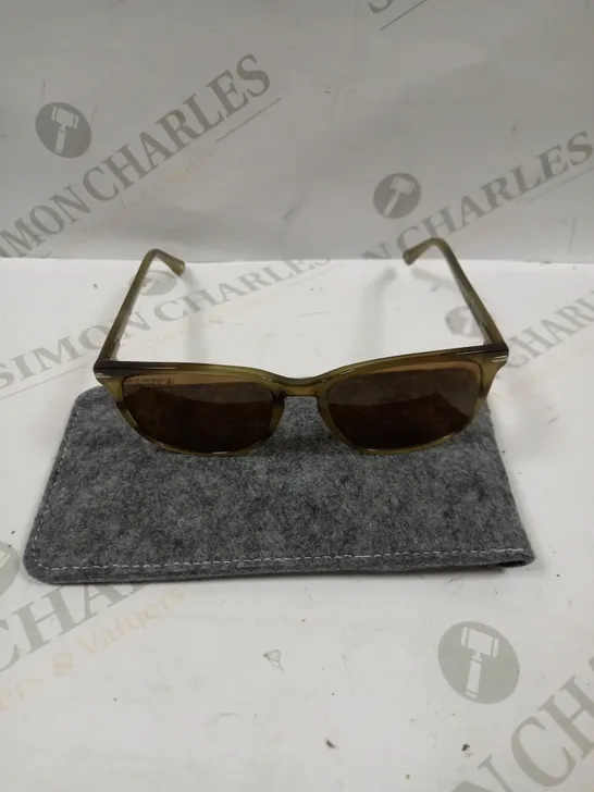 LONDON RETRO EASTCOTE KHAKI HORN SUNGLASSES 