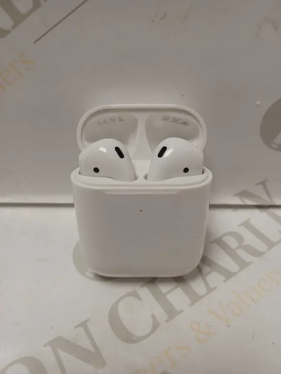 APPLE AIRPODS A1938