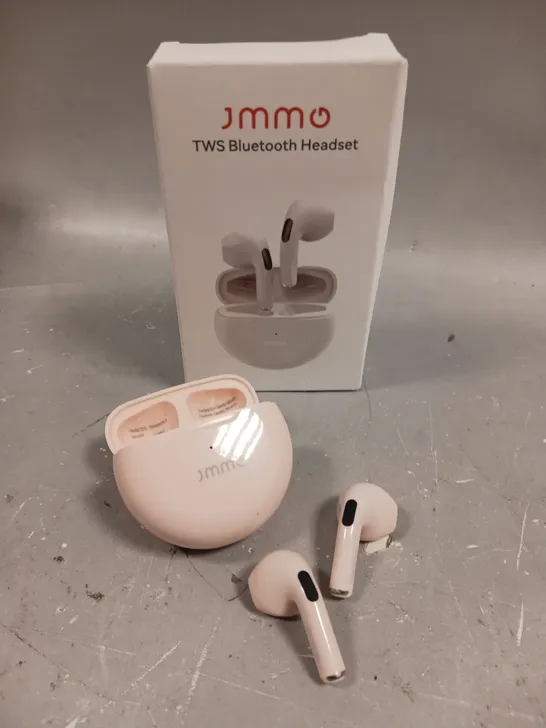 JMMO WIRELESS BLUETOOTH EARPHONES 