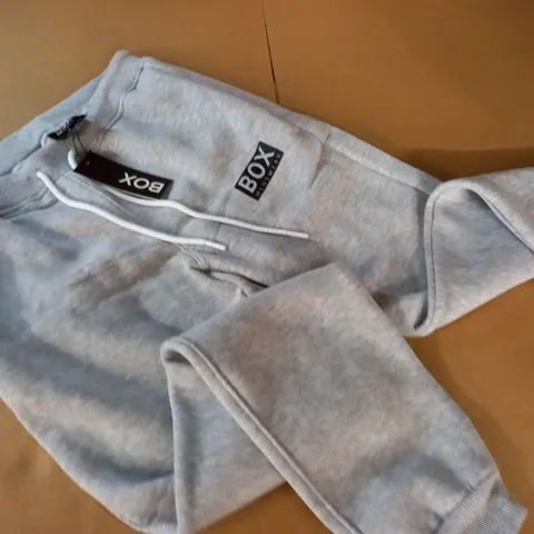 BOX MENSWEAR GREY SWEAT PANTS - L