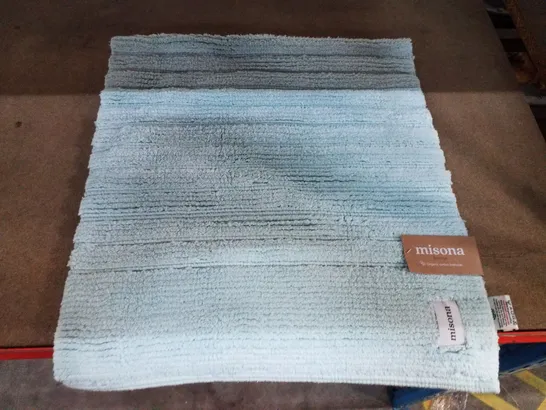 RUNNER BATH MAT