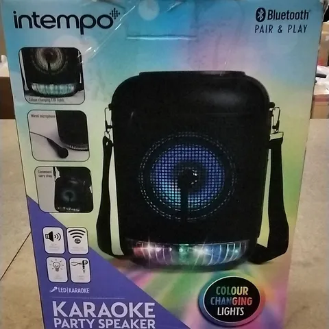 INTEMPO KARAOKE PARTY SPEAKER WITH COLOUR CHANGING LIGHTS 