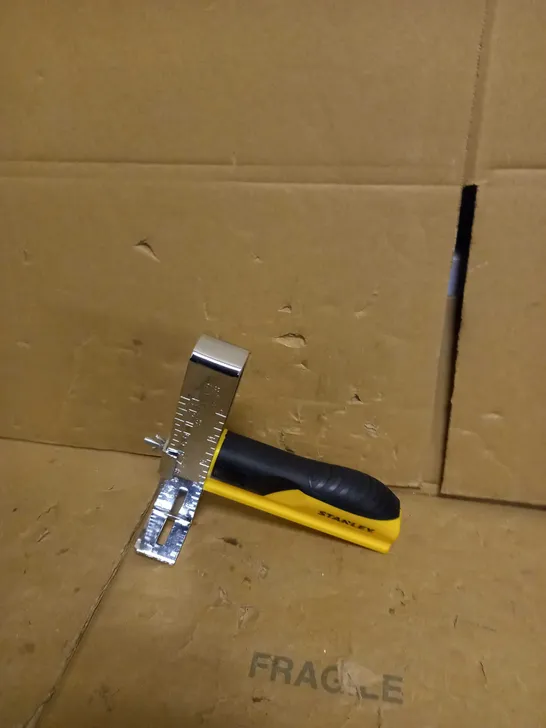 STANLEY DRY WALL STRIPPER