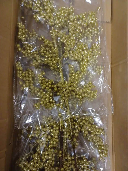 BOXED HOME REFLECTIONS SET OF 4 GLITTER GOLD STEMS 