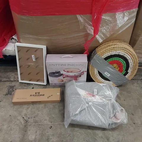 PALLET OF ASSORTED ITEMS INCLUDING: KNITTING MACHINE, GAMING KEYBOARD, ARCHERY TARGETS, KNITTING MACHINE, LARGE RUG, PICTURE FRAMES