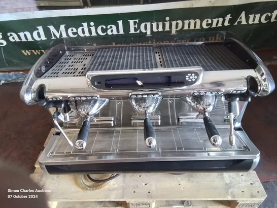 FAEMA EMBLEMA COMMERCIAL COFFEE ESPRESSO MACHINE 