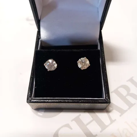 18CT WHITE GOLD STUD EARRINGS SET WITH NATURAL DIAMONDS WEIGHING +2.05CT 