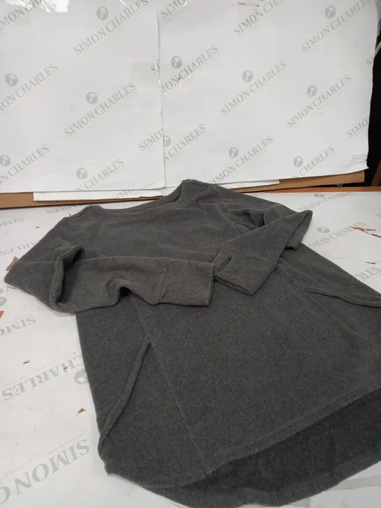 CUDDL DUDS GREY JUMPER SIZE UNSPECIFIED 