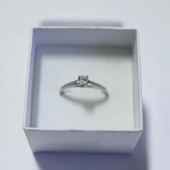 9CT WHITE GOLD DIAMOND SET SOLITAIRE RING