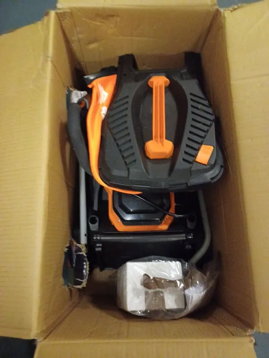 YARD FORCE 32CM LAWNMOWER AND TRIMMER RRP £199