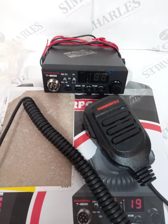 THUNDERPOLE T-800 CB 27 MHZ FM/AM MOBILE TRANSCEIVER 