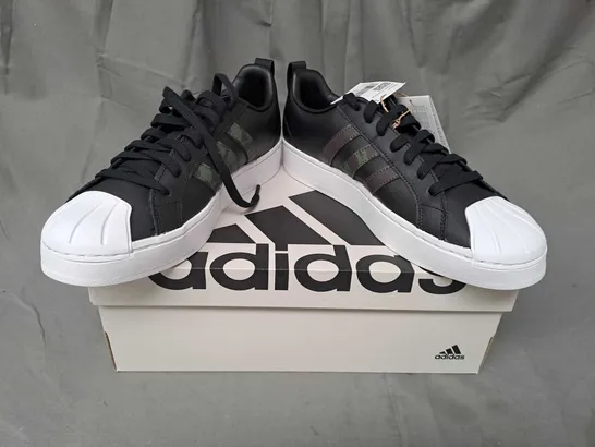 BOXED PAIR OF ADIDAS STREETCHECK SHOES IN BLACK/CAMO UK SIZE 8