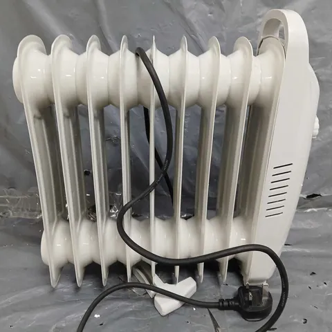 SWAN 1000W MINI OIL HEATER - WHITE