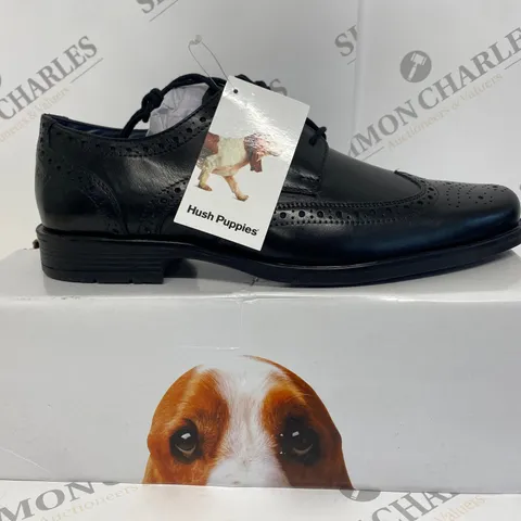 BOXED PAIR OF HUSH PUPPIES BLACK SHOES SIZE 43