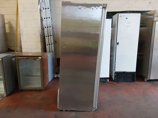 COOLHEAD RNX600 COMMERCIAL FREEZER 