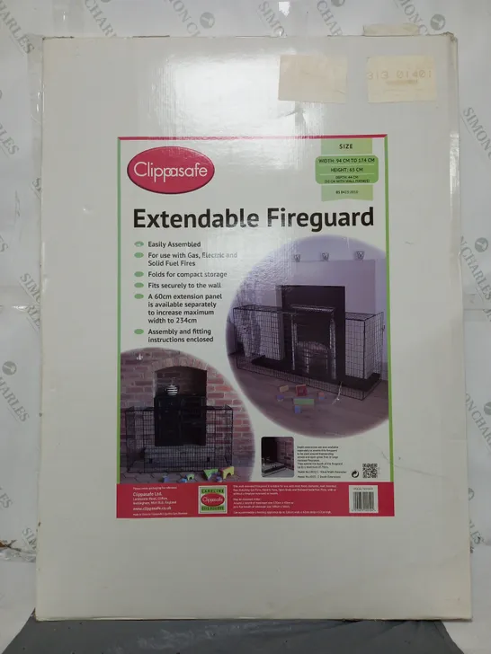 BOXED CLIPPSAFE EXTENDABLE FIREGUARD