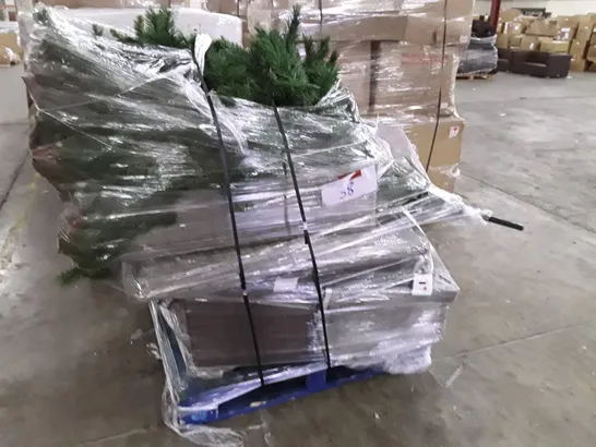 PALLET CONTAINING ASSORTED RATTAN FURNITURE PARTS & XMAS TREE 