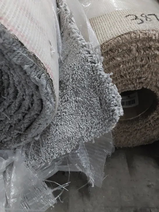 ROLL OF QUALITY INVICTUS ORION GREY PLANK CARPET // SIZE: APPROXIMATELY 4.3 X 4m