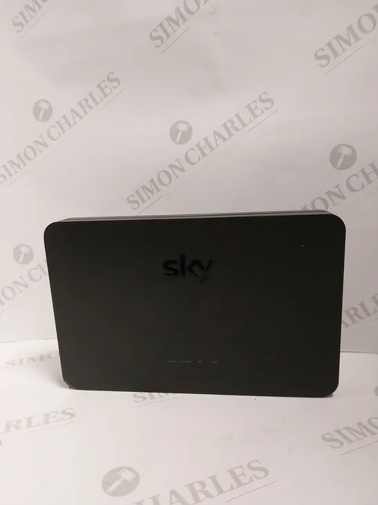 SKY Q HUB SR203