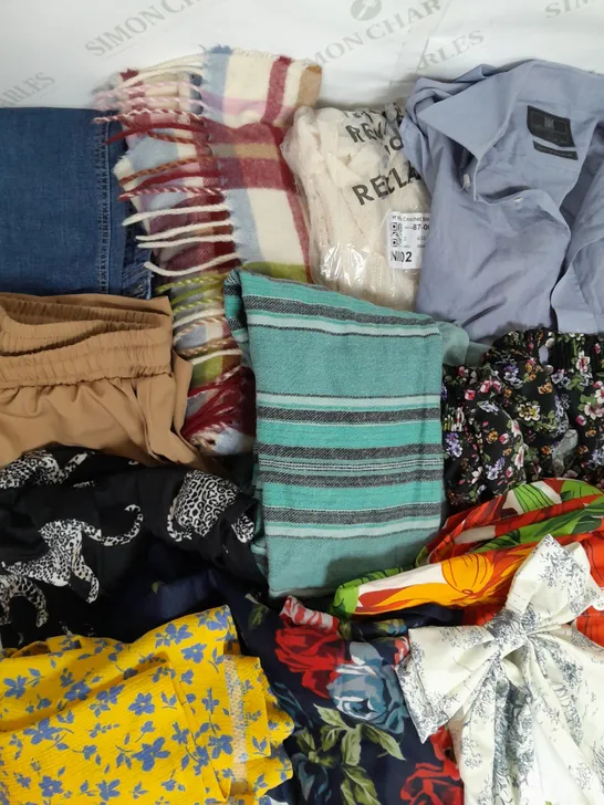 LARGE BOX OF ASSORTED CLOTHING ITEMS IN VARIOUS COLOURS AND SIZES INCLUDING DRESSES , TROUSERS AND JUMPERS 