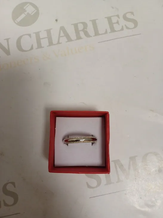 WOMENS SILVER RING