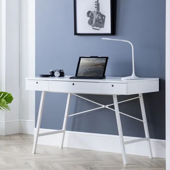 BOXED TRIANON DESK (1 BOX)