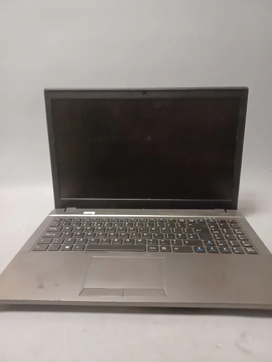 ERGO NOTEBOOK COMPUTER - MODEL NO W655SZ 