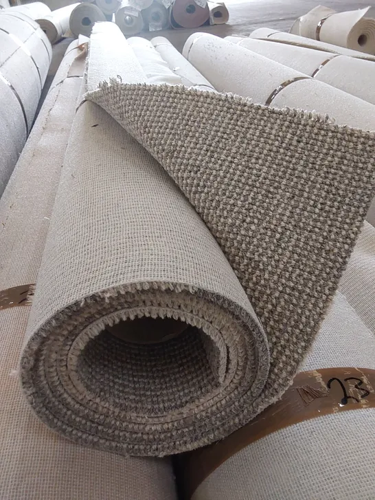 ROLL OF QUALITY LAKELAND BASKET WEAVE HILL TOP CARPET // SIZE: APPROX 5 X 3.15m