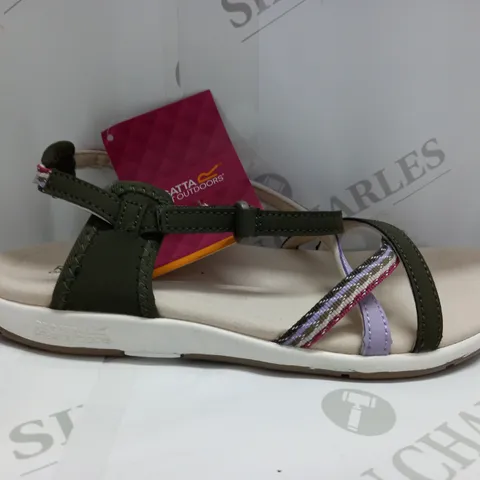 REGATTA LADY ROMA SANDALS SIZE 5