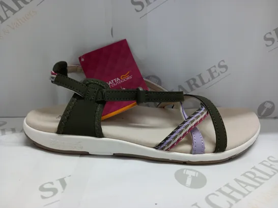 REGATTA LADY ROMA SANDALS SIZE 5