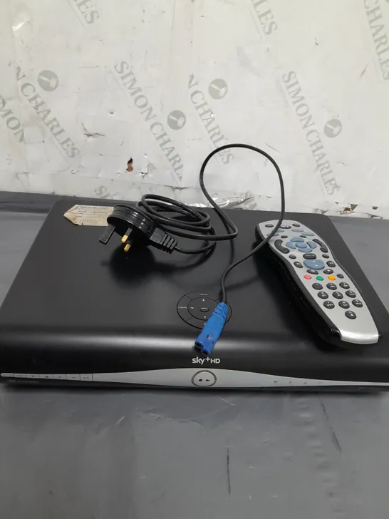 BOXED SKY BOX WITH ACCESSORIES 