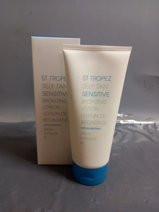 BOX OF 6X200ML ST TROPEZ SENSITIVE BRONZING LOTION