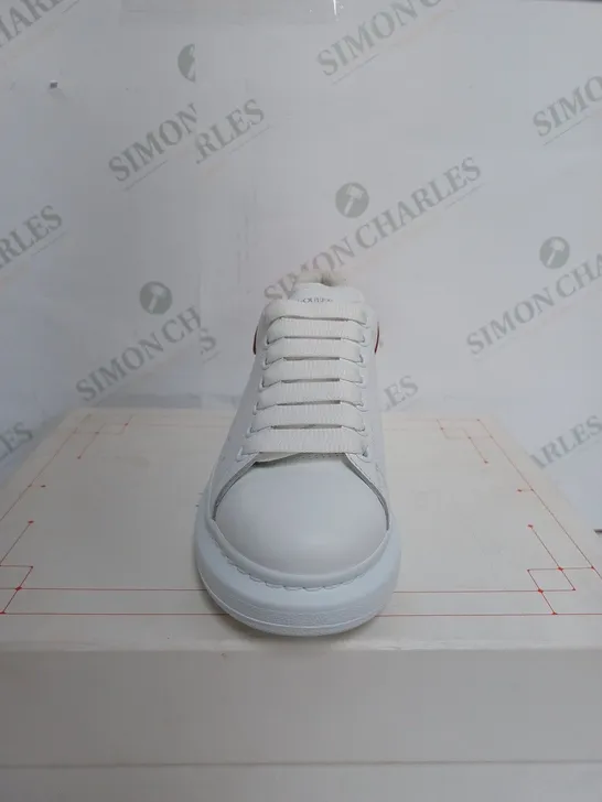 BOXED ALEXANDER MCQUEEN SNEAKER IN WHITE LEATHER - EU 37