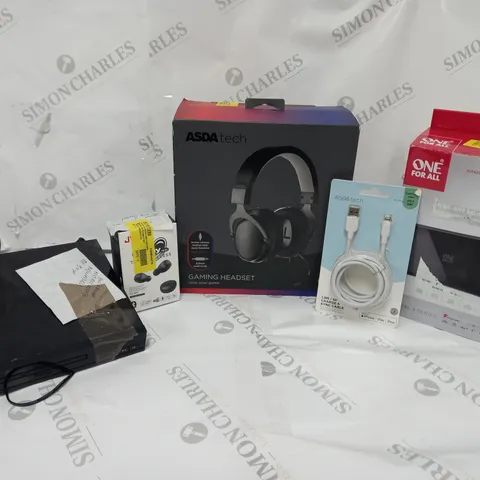 BOX OF APPROXIMATELY 30 ASSORTED ELECTRICALS TO INCLUDE WIRED GAMING HEADSET, ONE FOR ALL SV9420 AMPLIFIED HDTV INDOOR AERIAL, JVC GUMY EARBUDS, ETC