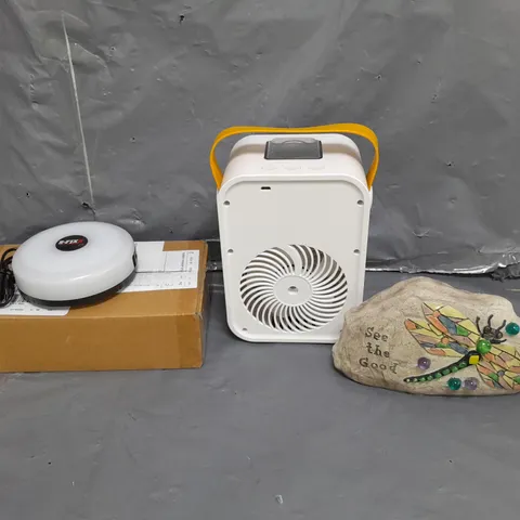 APPROXIMATELY 10 HOUSEHOLD ITEMS TO INCLUDE PORTABLE FAN, LIGHTING AND GARDEN BUTTERFLY LED ORNAMENT